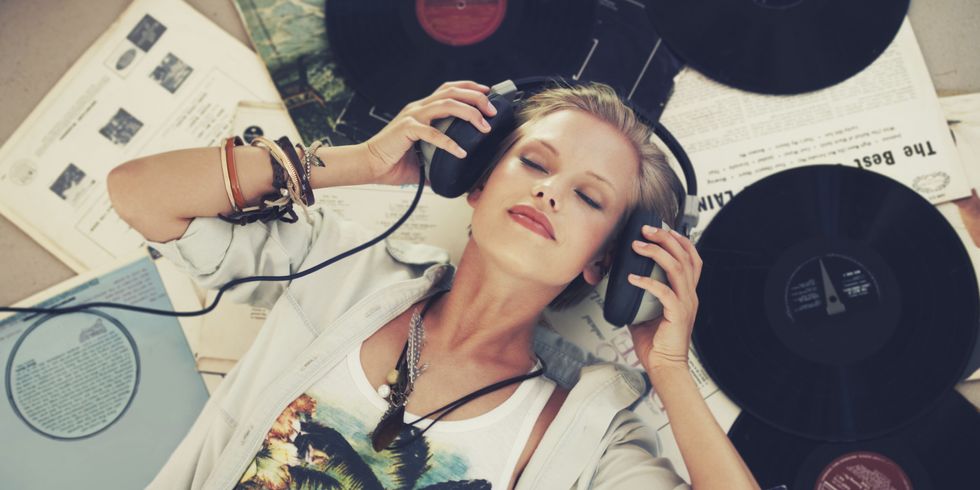 15 Must Have International Songs in your Playlist!